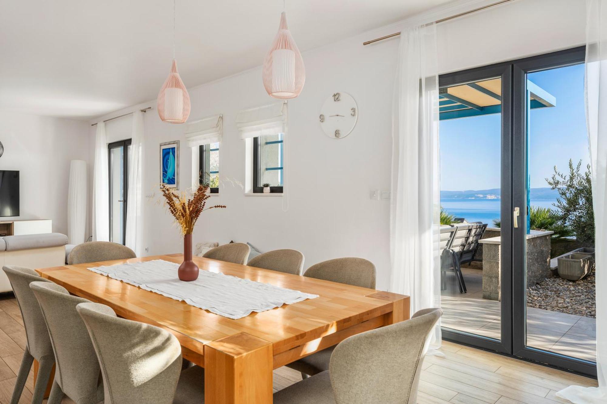 Villa Allegra With 32Msq Heated Pool, 300M Far From Sandy Beaches, Open Sea View Omis Exterior photo