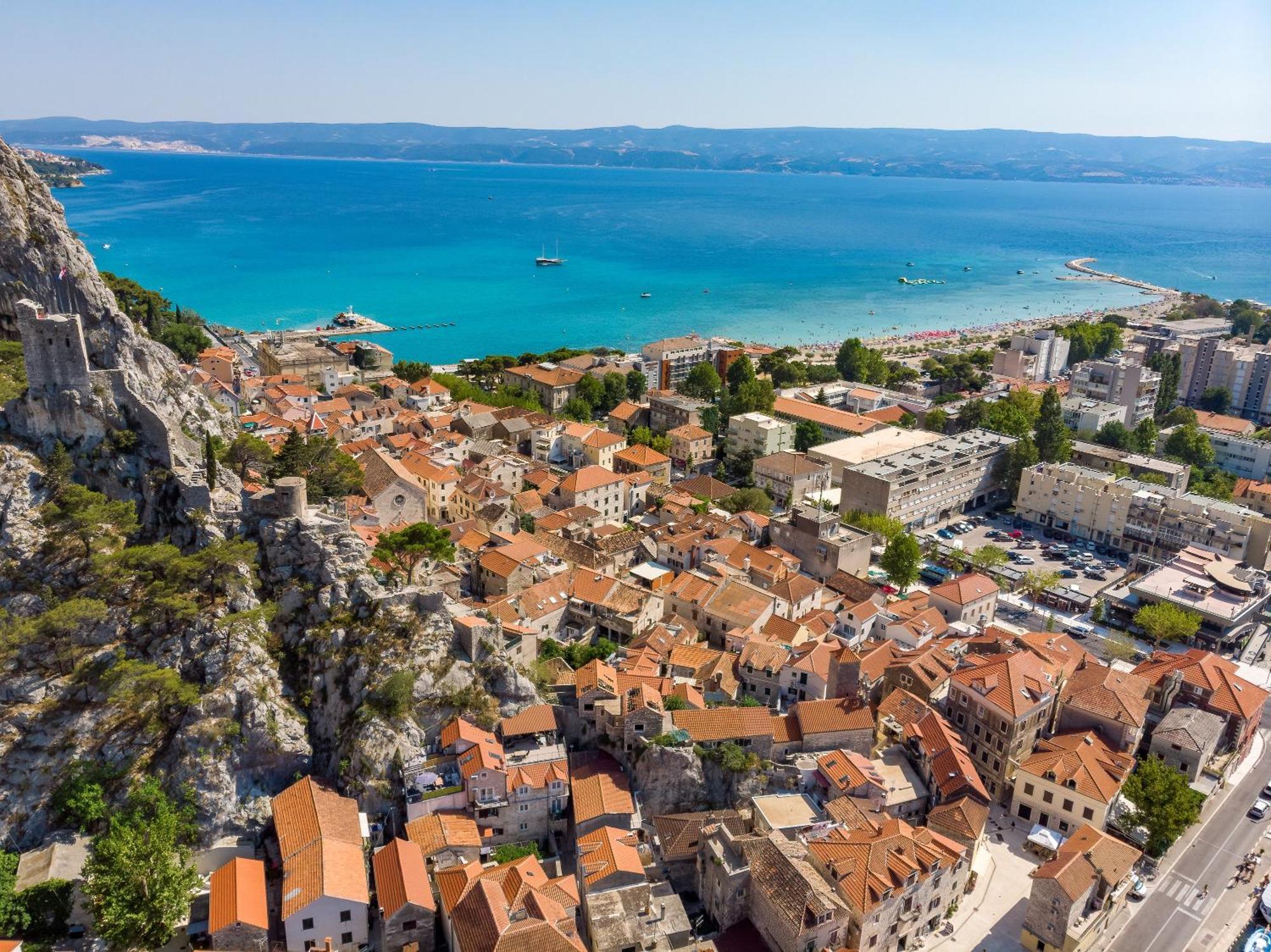 Villa Allegra With 32Msq Heated Pool, 300M Far From Sandy Beaches, Open Sea View Omis Exterior photo